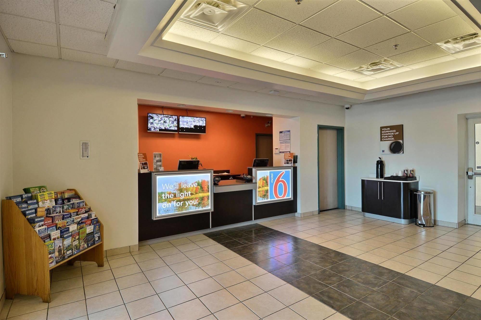 Motel 6-Tewksbury, Ma - Boston المظهر الخارجي الصورة