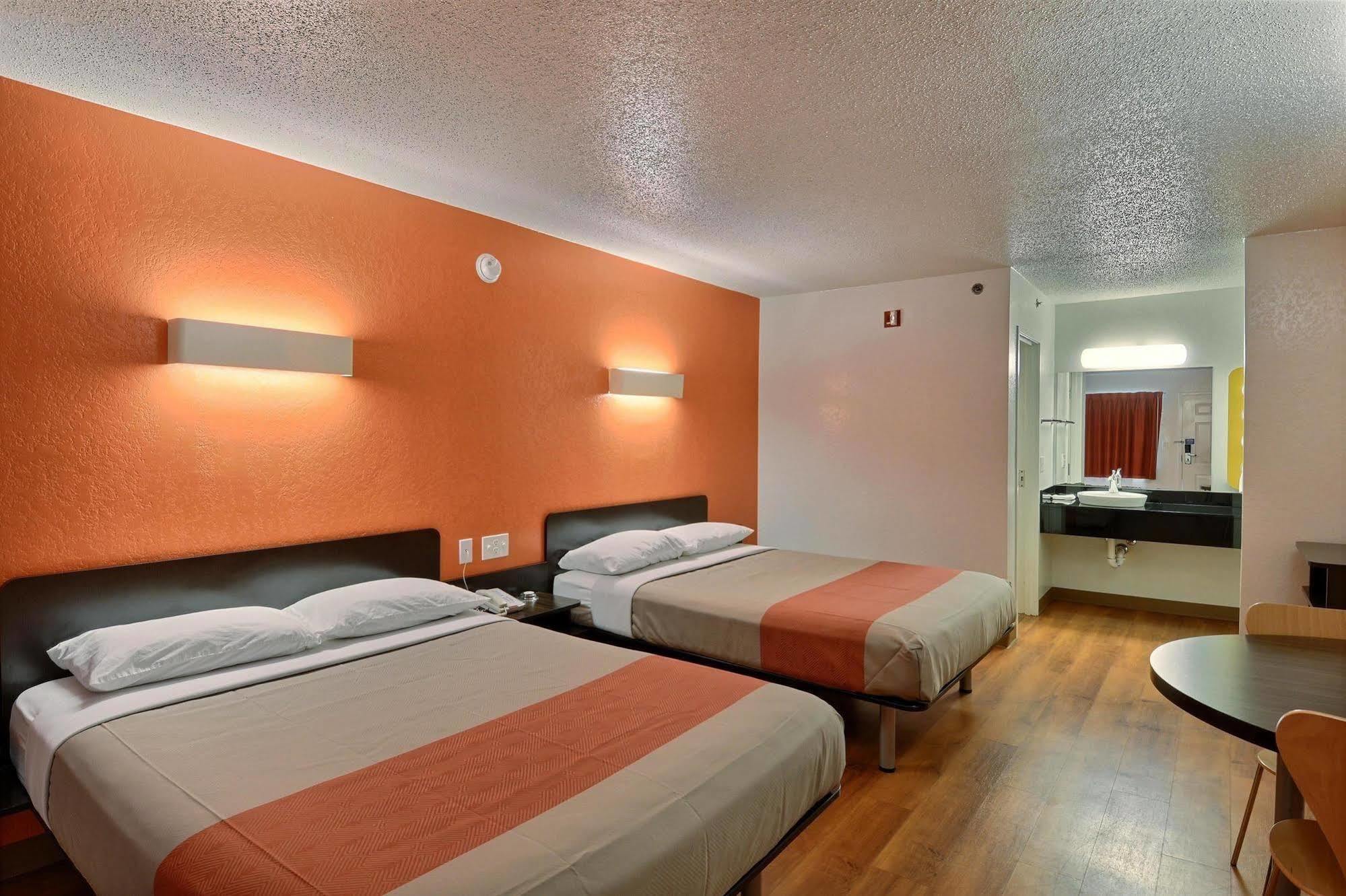 Motel 6-Tewksbury, Ma - Boston المظهر الخارجي الصورة