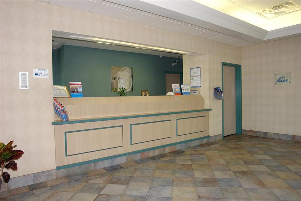 Motel 6-Tewksbury, Ma - Boston المظهر الداخلي الصورة
