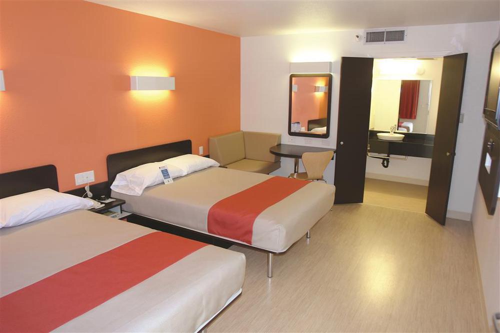 Motel 6-Tewksbury, Ma - Boston الغرفة الصورة