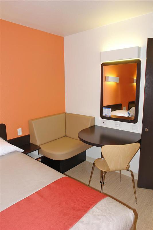 Motel 6-Tewksbury, Ma - Boston الغرفة الصورة